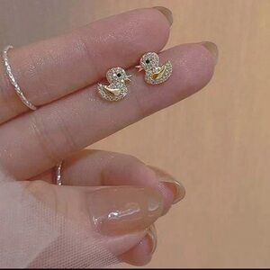 925 Sterling Silver Golden Little Duck Earrings